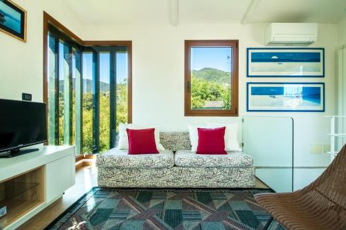 Foto La Villetta 2 - Elegant and Cozy Cottage with free parking and A C 4