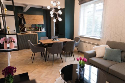 Луксозен арт апартамент в близост до центъра на града