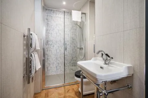 Bonnie Hotel - Smart Boutique ApartHotel - Haymarket Edinburgh photo 57