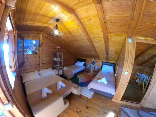 Postel nebo postele na pokoji v ubytování Ada Dream House