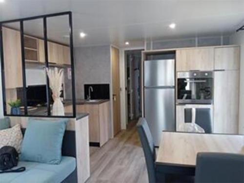 CAMPING Les EMBRUNS - 4 ETOILES