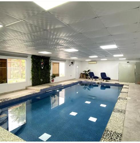 Piscina a Bait Al-Saif o a prop