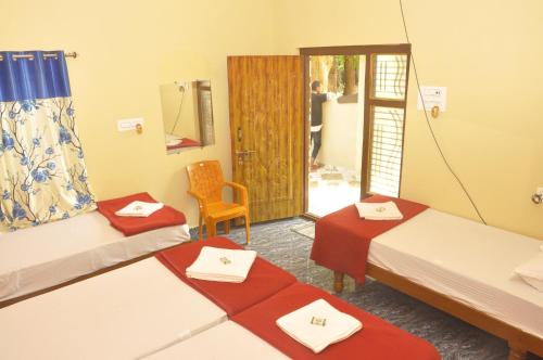 Gallery image of Hampi V S HOMESTAY in Hampi