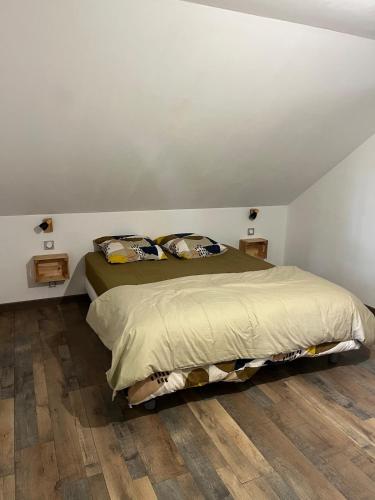 Postel nebo postele na pokoji v ubytování appartement 2 pieces a la montagne