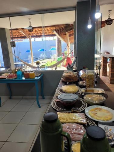 ホテルの敷地内または近くでの食事または食べ物