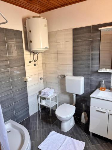 Fotografie z fotogalerie ubytování Ruža i Natalija v destinaci Karlobag