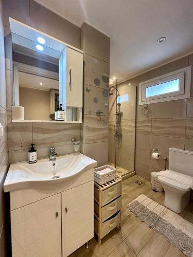 Ένα μπάνιο στο Eleana apartments and studios