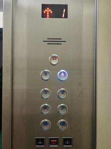 a control panel of an oven with many buttons at Secret Muji Vintage Building ห้องลับมูจิในตึกวินเทจ in Ban Song Hong