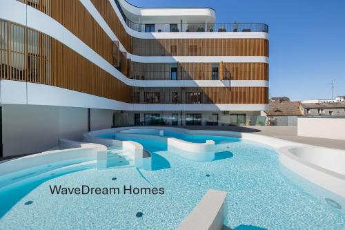 Baltic Waves Resort by WaveDream Homes free parking