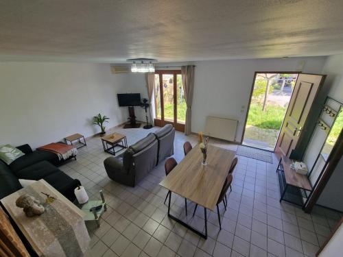 Maison avec jardin et garage