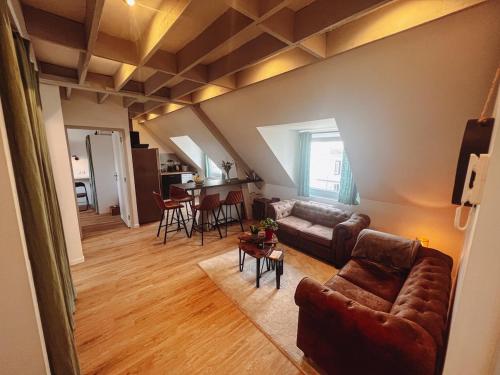 3 bedrooms, double beds near city and beaches