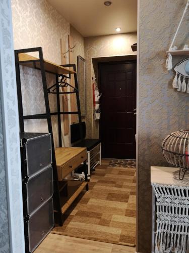 a room with a bunk bed and a hallway at Narva Boho Home in Narva