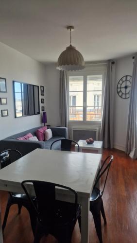 Gallery image of Le Pont de l'Aure in Isigny-sur-Mer