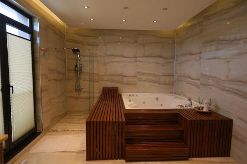 Koupelna v ubytování Blue Resort