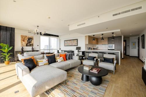 Stunning, large 2BD full golf-course and lake view