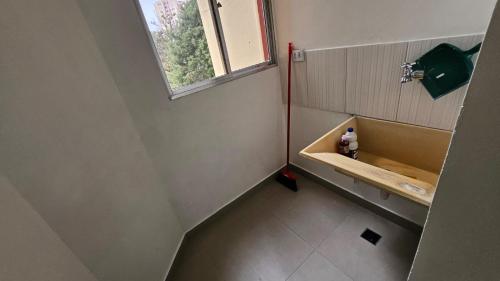 Un baño de - Apê Aconchegante prox Alphaville -