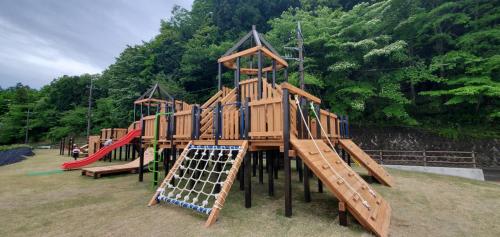 Kawasan permainan kanak-kanak di 便利なまちなか暮らしができる らくやまハウス