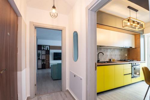 Η κουζίνα ή μικρή κουζίνα στο Apartament 42