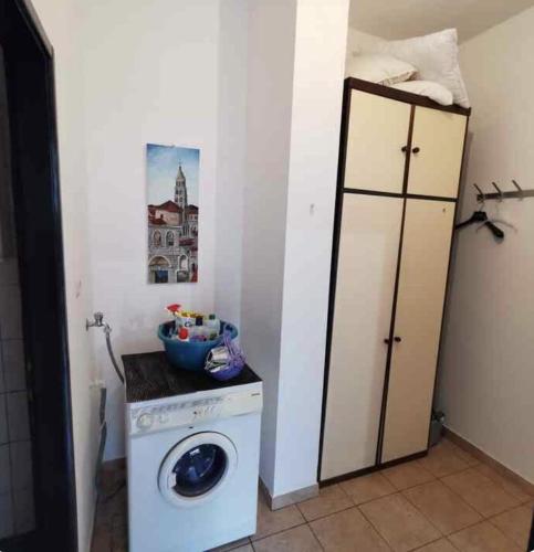 Apartment with garden