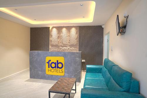 Posezení v ubytování FabHotel Three Waves- Nr LB Nagar Metro Station