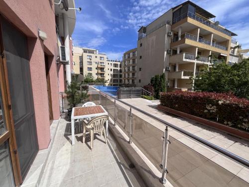 Μπαλκόνι ή βεράντα στο Vadim Apartments in Panorama Beach Vigo Nessebar