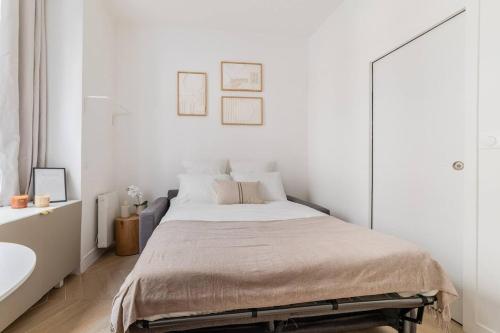 Cozy studio in Montmartre