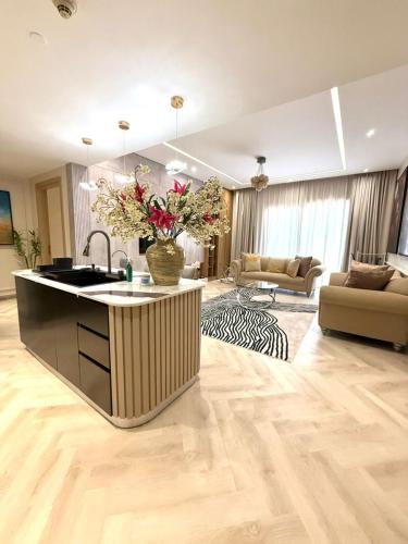 Cozy, Fully Fitted Smart Home