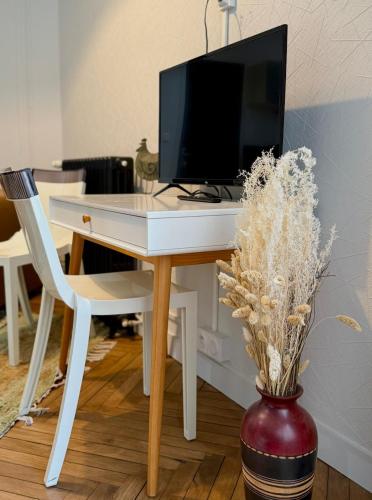 Μια τηλεόραση ή/και κέντρο ψυχαγωγίας στο id-home le St Nicolas