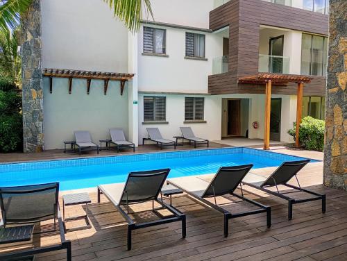 Appt neuf de 2ch ds Residence avec piscine, route côtière Grand Baie