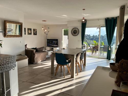 Maison calme sur la côte d'azur