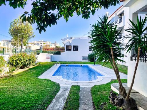 Apartamento Luminoso com Piscina e Estacionamento em Albufeira no Algarve