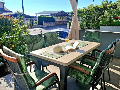 Apartment 4* with big terasse