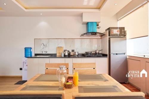 SK Apartments By Casadeyraにあるキッチンまたは簡易キッチン