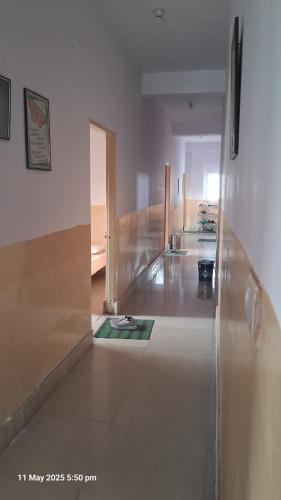 Телевизор и/или развлекательный центр в Green male rooms