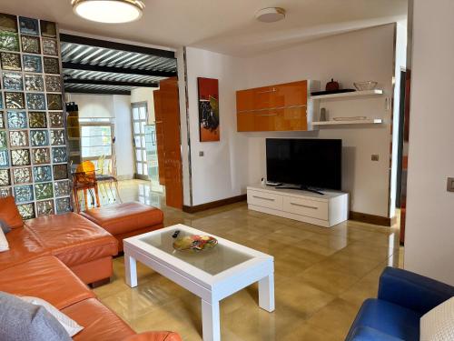 Geranio house, beachfront, pool, Corralejo
