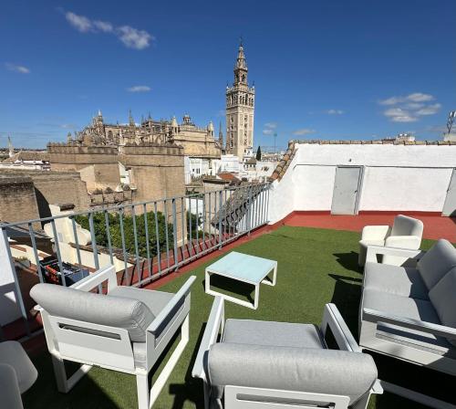 Alianza Giralda Sky view by Valcambre