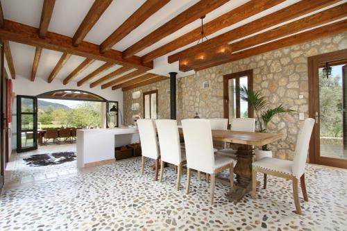 Olivo De La Roca