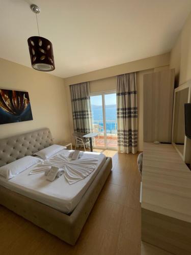 Postel nebo postele na pokoji v ubytování Coral Hotel & Resort