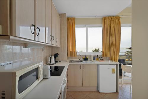 SKOL A115 - Wā Marbella beach