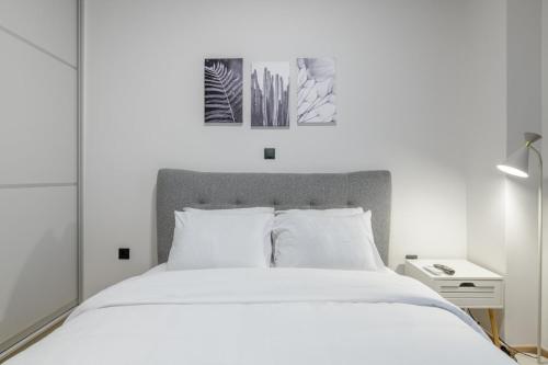 The Athens Getaway Apartment GF