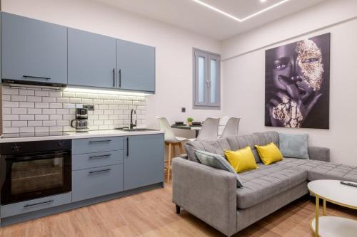 The Athens Getaway Apartment GF