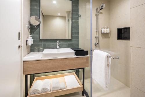 Koupelna v ubytování Holiday Inn Gurgaon NH8 by IHG