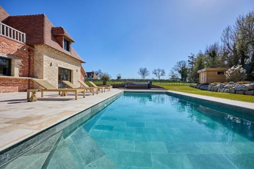 Villa les Roches Luxueuse Villa avec piscine 5 minutes de Deauville