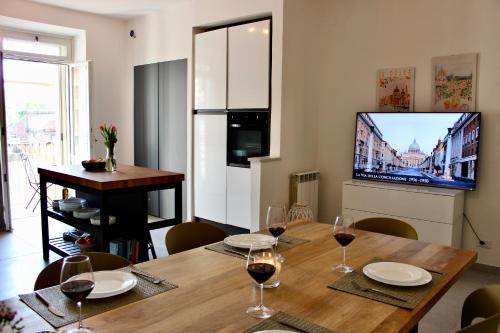 Hideaway 65 - Home by St Peter's