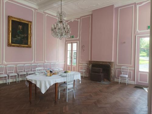 Φωτογραφία από το άλμπουμ του Château de Bellignies σε Bellignies