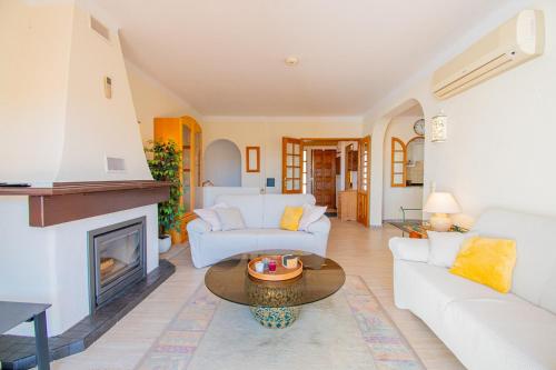 Casa Vista do Mar Cozy Townhouse in Carvoeiro