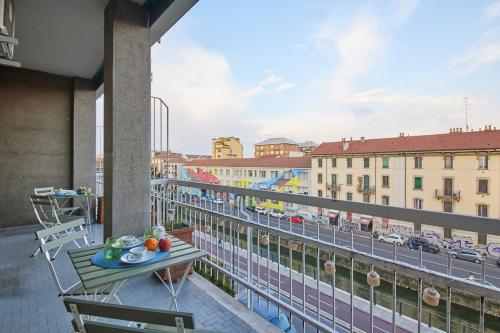 Affaccio sul Naviglio - Spazioso apt con 6 posti