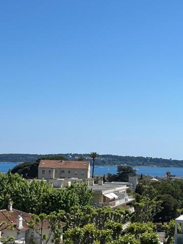 Charming Flat close to beach