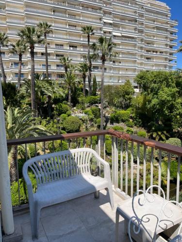 Charming Flat close to beach