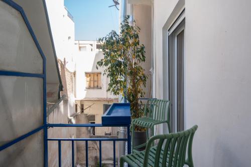 1BR Next to Metro Modern Comfort